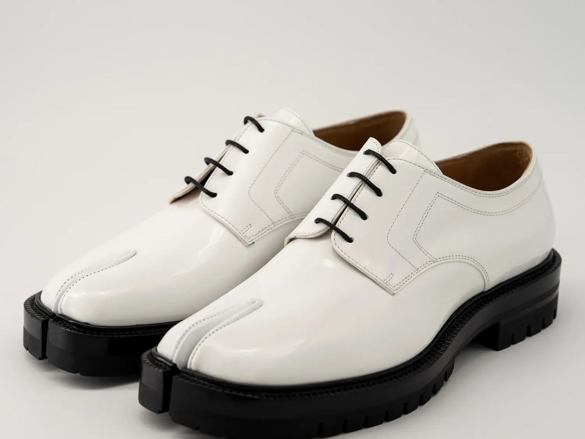 Schwarze Ankle Boots mit geteilter Spitze